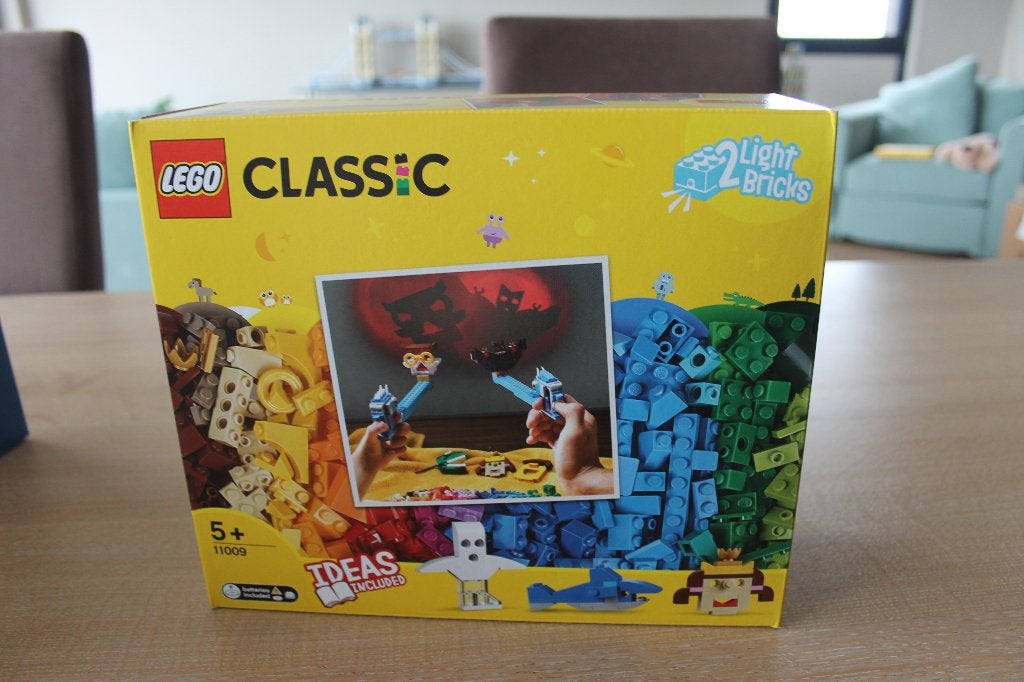 LEGO Classic 11009 Stenen en lichten, Kinderen en Baby's, Lego, Nieuw, Ophalen of Verzenden, Complete set