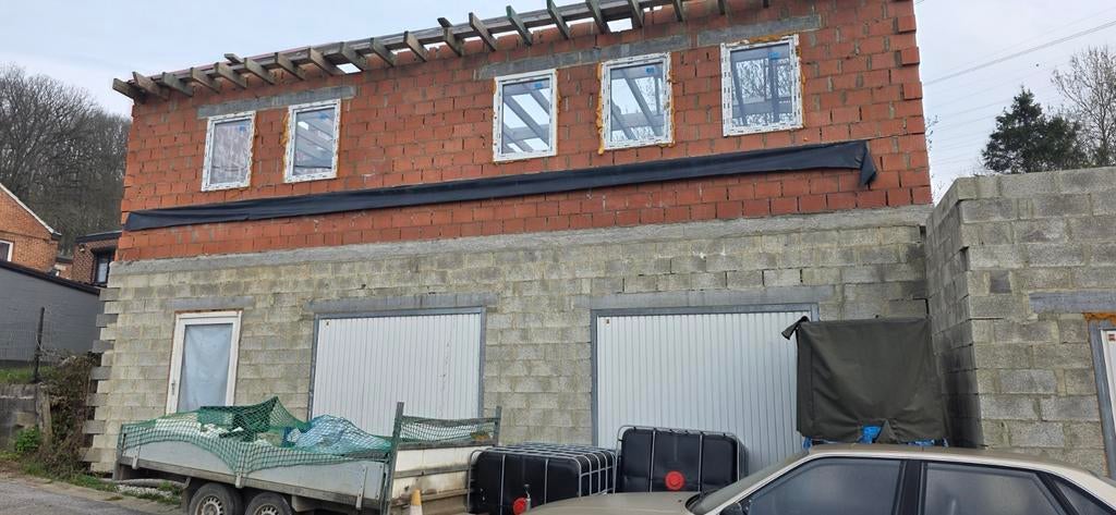 Magazijn Garage 165 m² 12 auto's + meerdere parkeerplaatsen, Immo, Charleroi