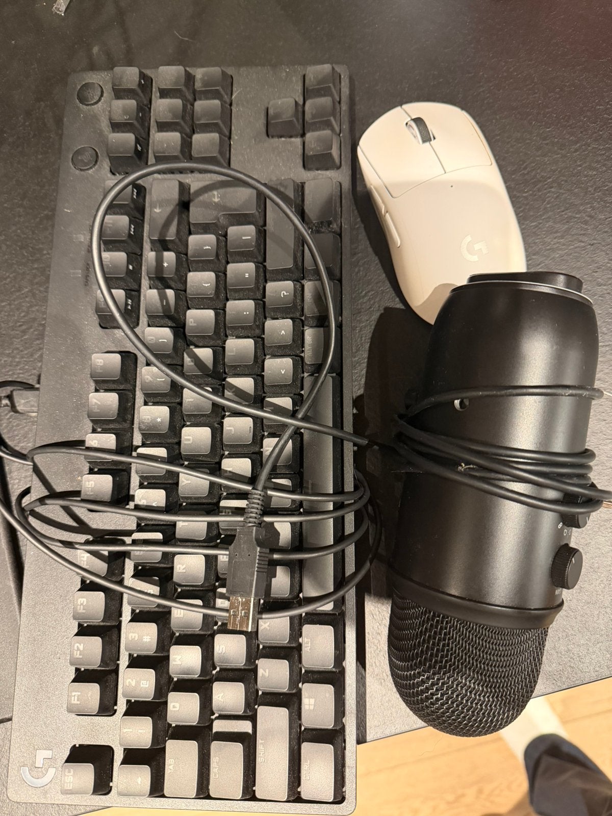 Toetsenbord, microfoon en gaming muis (zie beschrijving), Computers en Software, Toetsenborden, Ophalen, Qwerty, Gebruikt