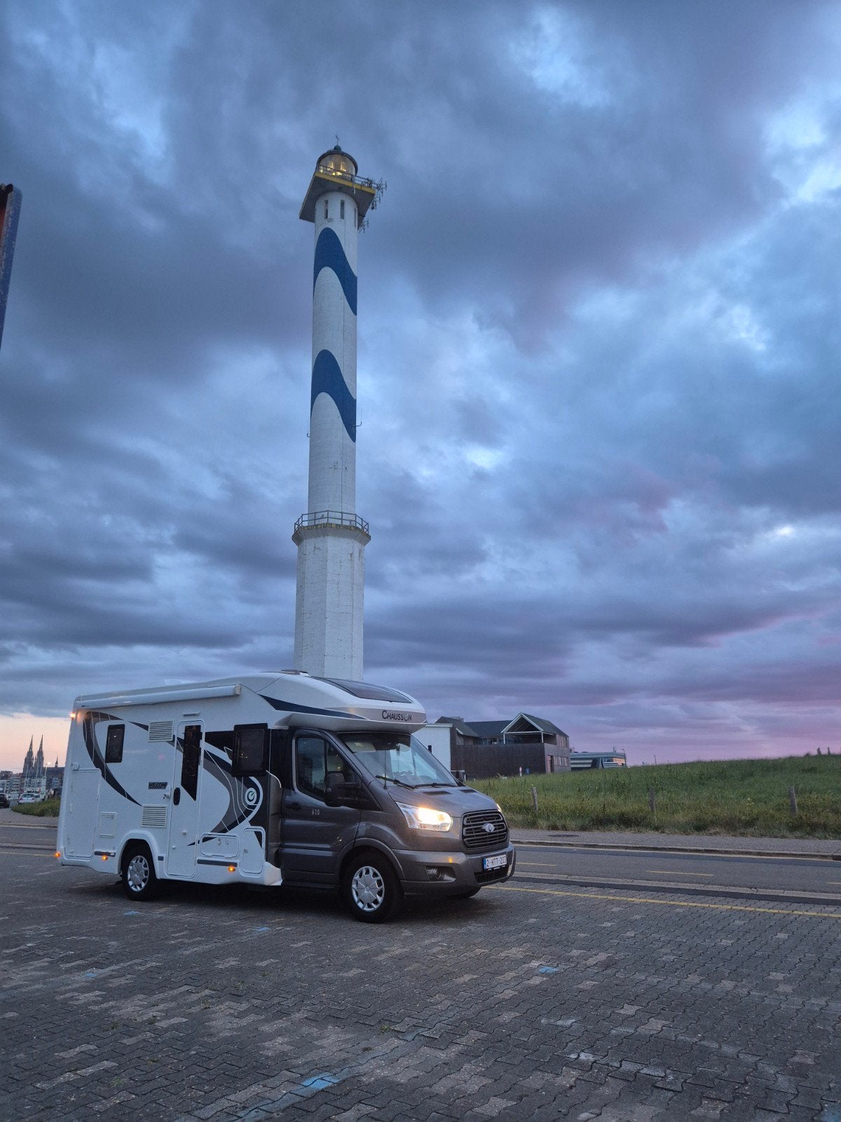 Chausson Welcome 610, Caravans en Kamperen, Mobilhomes, Douche, Particulier, Chausson, Elektrisch