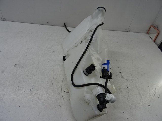 LAVE-GLACE RESERVOIR AVANT Jaguar F-Pace (01-2015/12-2025), Campus Kronberg 7
61476  Kronberg im Taunus, DE, Utilisé, Jaguar, Jaguar Land Rover Deutschland GmbH