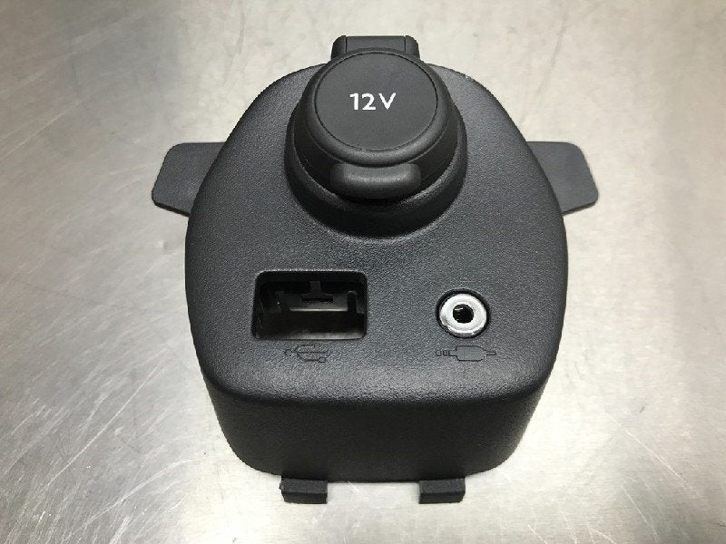 12 VOLT AANSLUITING Toyota Aygo (B40) (|554770H010|), Gebruikt, Toyota