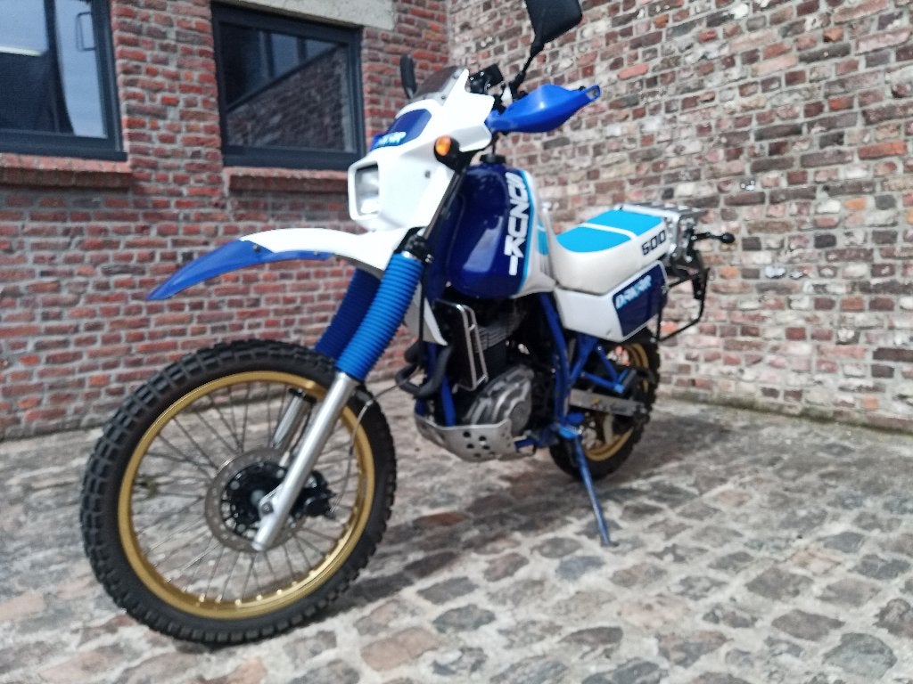 SUZUKI DR 600 R "Dakar", 600 cm³, Occasion, Permis Moto A2 minimum, 12 à 35 kW
