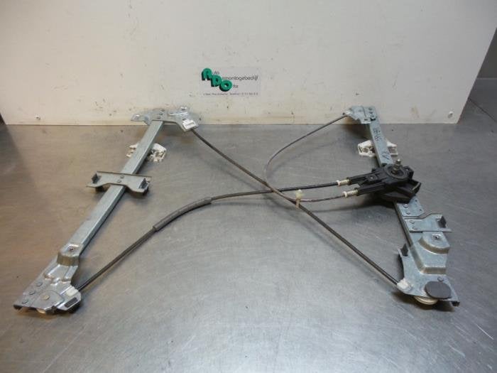 Mécanique vitre 2portes avant droite d'un Citroen Berlingo, -, 3 mois de garantie, Utilisé, -