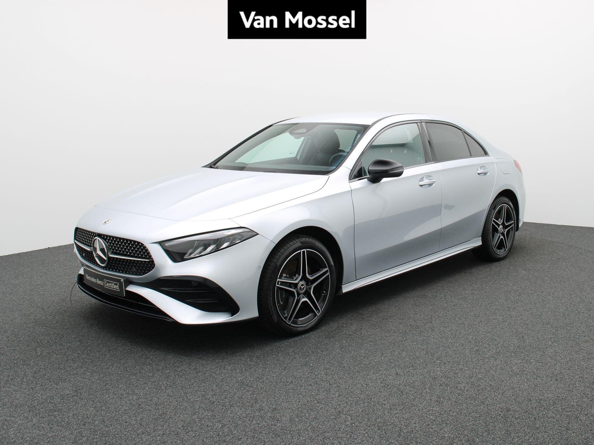Mercedes-Benz A-Klasse 250 e AMG Line BERLINE + NIGHTPAKKET, Autos, Mercedes-Benz, Achat, 4 portes, Entreprise, 16 kWh