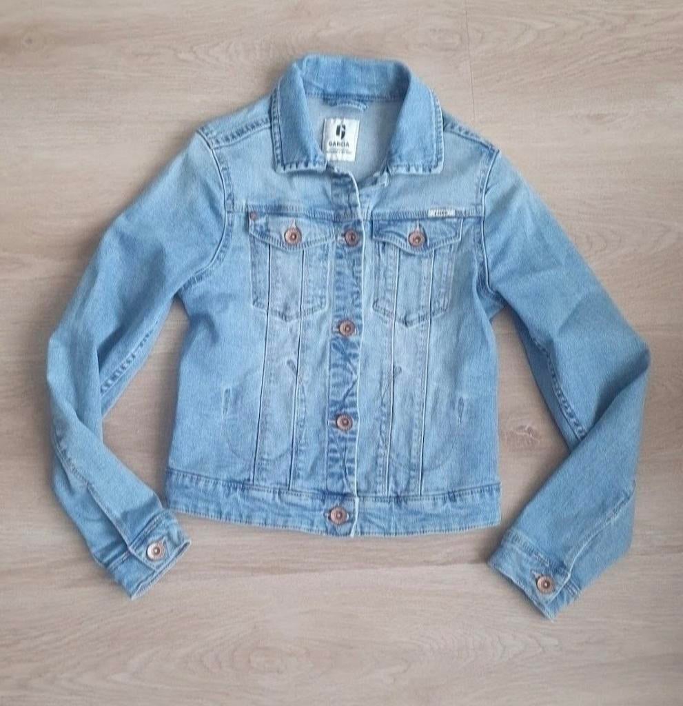 Jeans jas Garcia maat 140, Kinderen en Baby's, Kinderkleding | Maat 140, Meisje, Ophalen of Verzenden, Zo goed als nieuw, Garcia