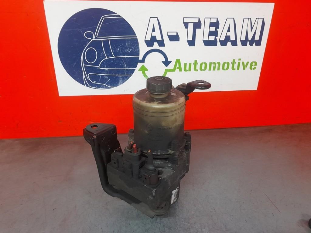 STUURBEKRACHTIGINGSPOMP Volkswagen Fox (5Z) (6Q0423162X), Gebruikt, Volkswagen