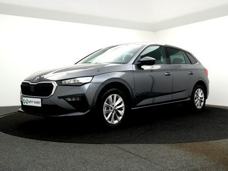 Skoda Scala Scala Family 1.0 TSI 85kW (115pk) DSG7 / DEMO, Auto's, Scala, 124 g/km, Berline, Zilver of Grijs