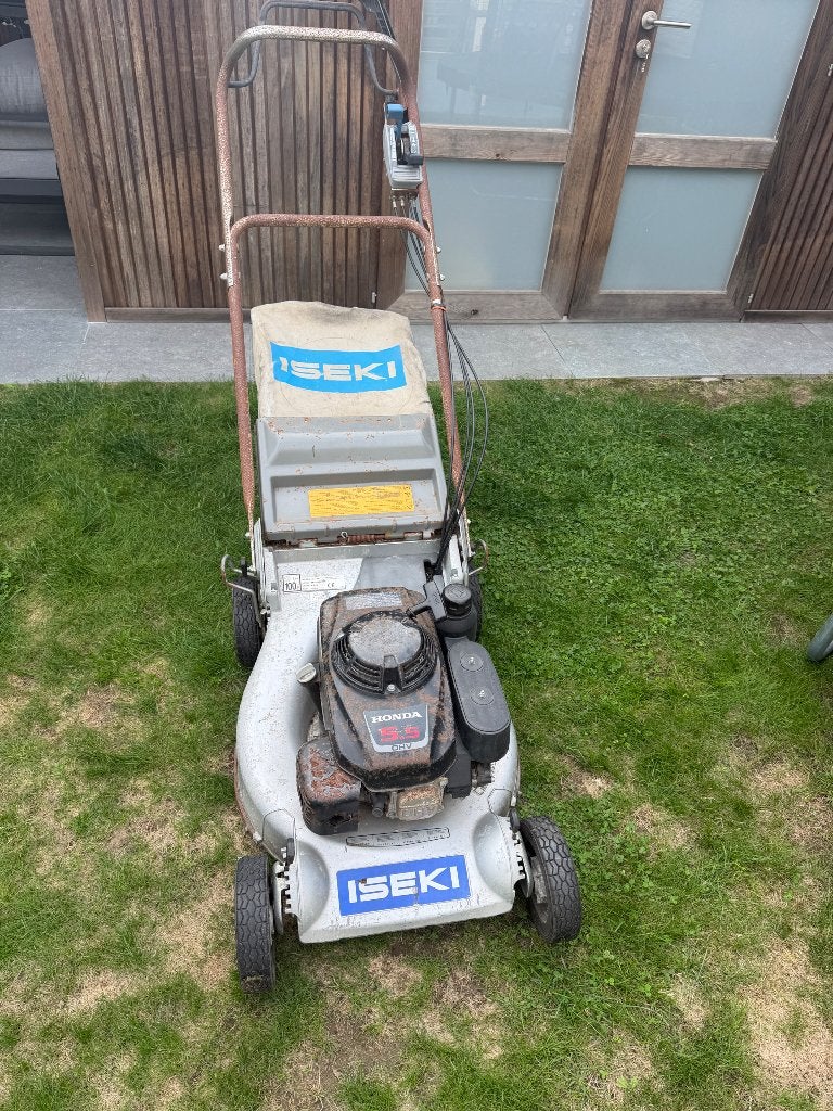 Proffesionele Iseki grasmaaier met honda motor, Tuin en Terras, Grasmaaiers, Ophalen, Gebruikt, Benzine-grasmaaier, Iseki