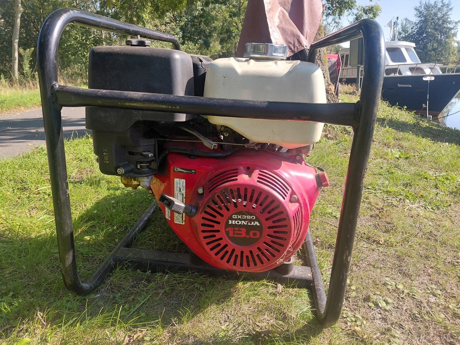 HONDA stroomgenerator 6000 w, 5 à 10 kVA, Réduction de bruit, Comme neuf, Enlèvement
