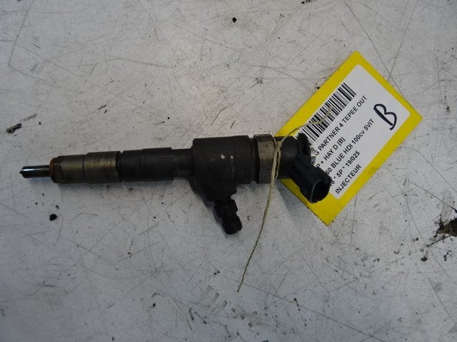INJECTEUR Peugeot Partner Tepee (7A / B/C/D/E/F/G/J/P/S), Utilisé, Peugeot