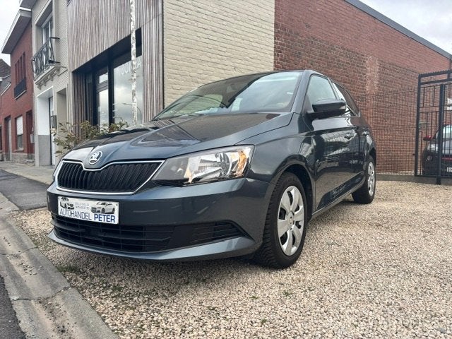 Skoda Fabia, Argent ou Gris, Achat, Euro 6, Boîte manuelle