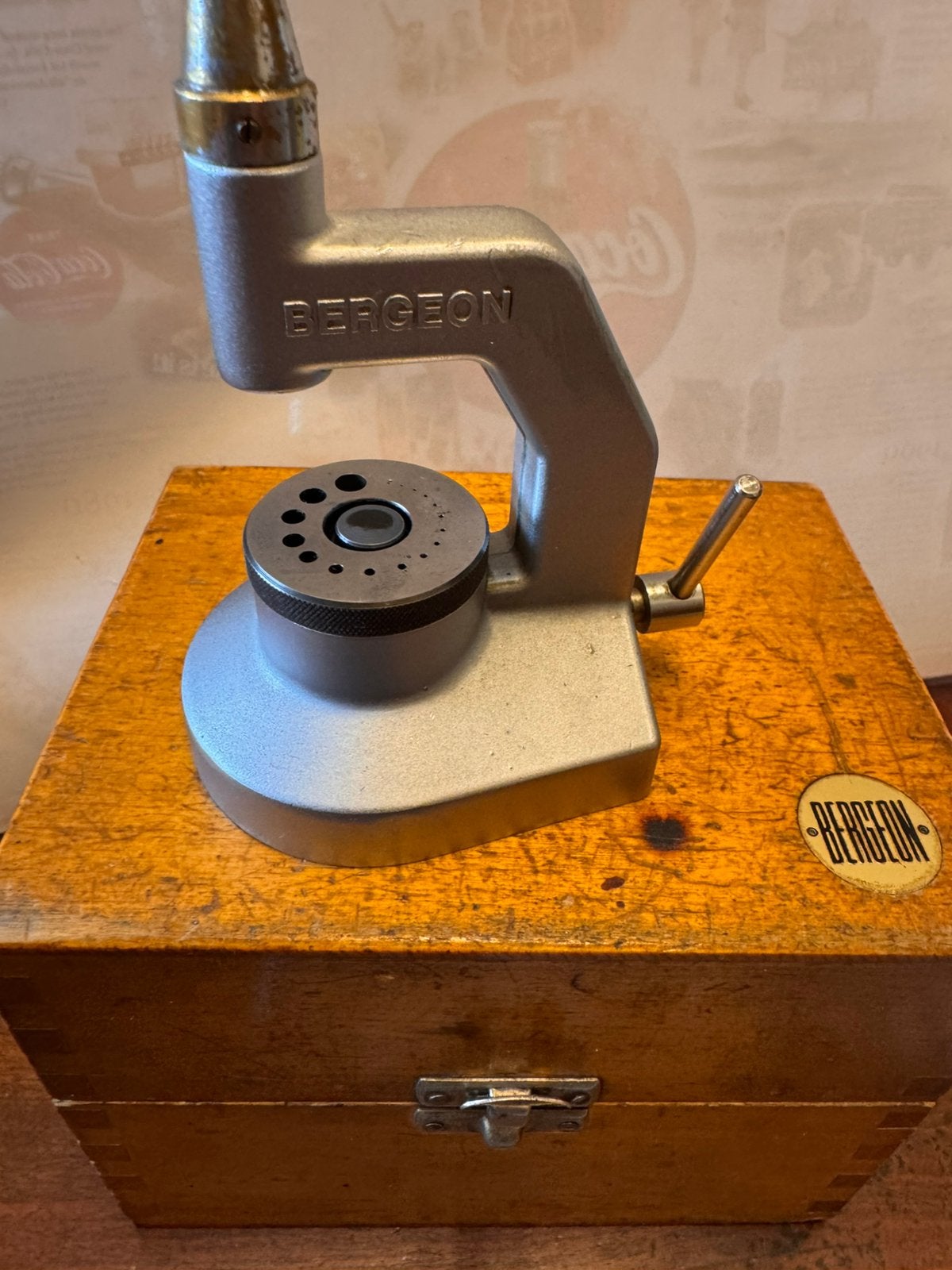 Bergeon 5285-B Potence horloger, TV, Hi-fi & Vidéo, Matériel d'optique | Microscopes, Enlèvement ou Envoi, Utilisé