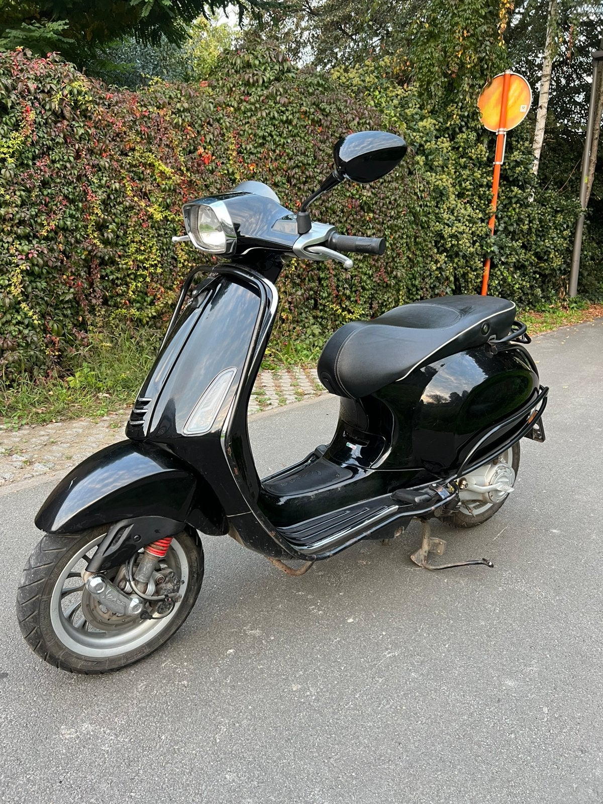 Vespa sprint, Fietsen en Brommers, Ophalen, Zo goed als nieuw