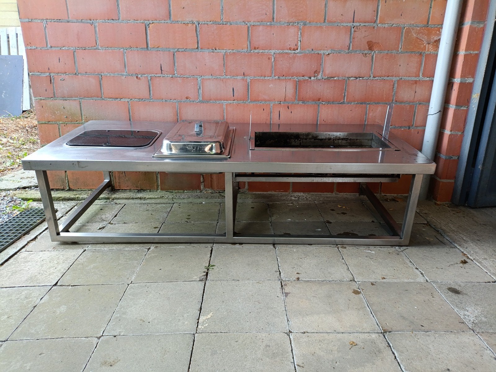 Inox tafel met barbecue, Ophalen, Gebruikt, Franke, Met accessoires