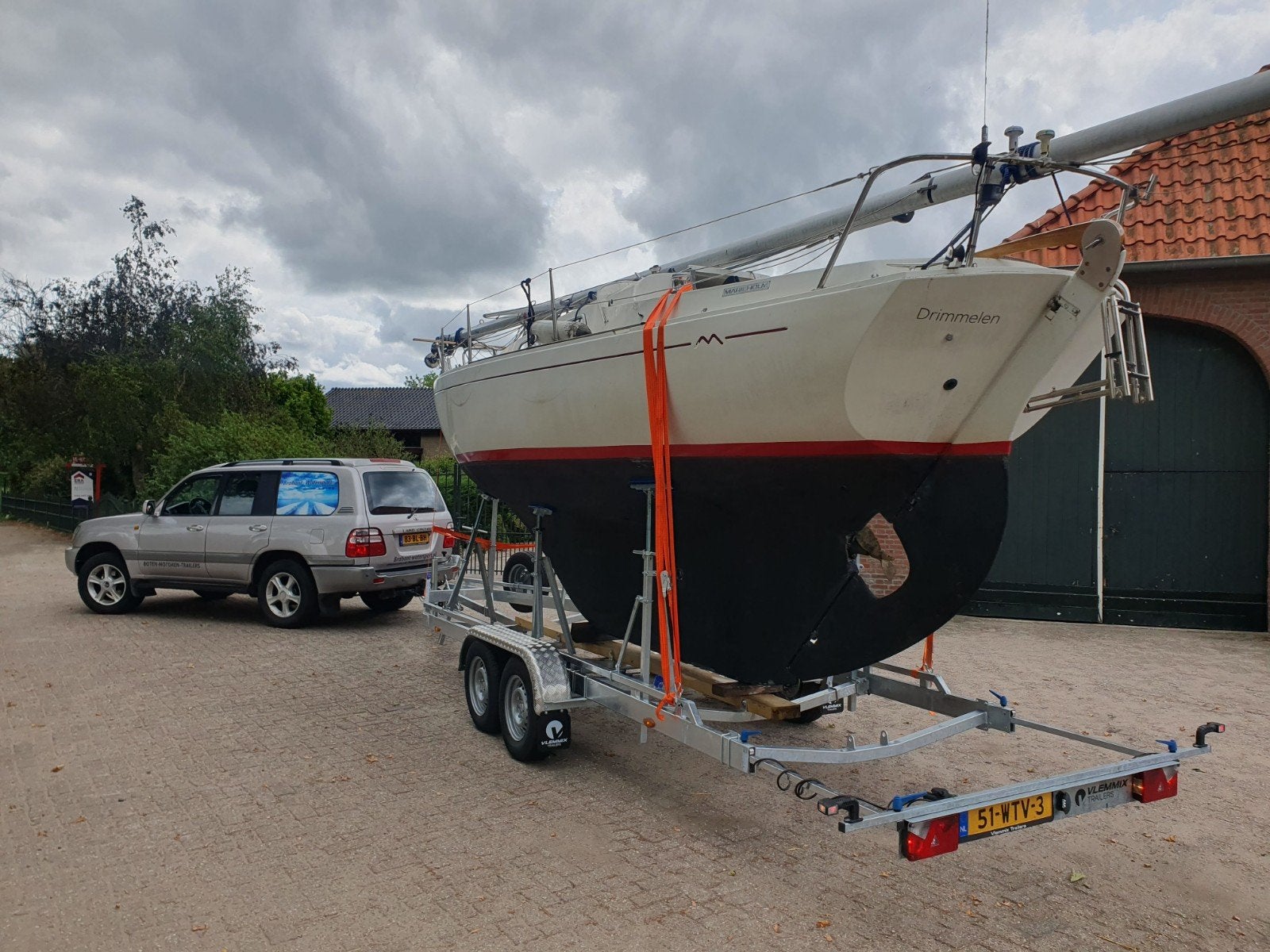Transport par bateau/caravane/voiture à travers l'Europe, Enlèvement