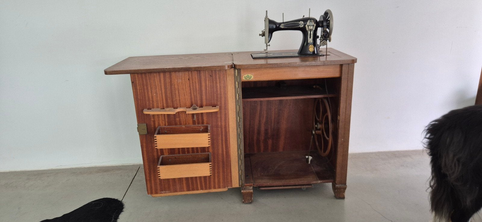 antieke naaimachine, Antiquités & Art, Antiquités | Machines à coudre, Enlèvement