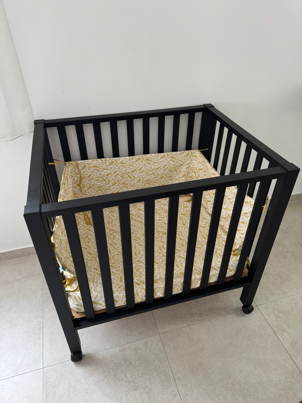 Pericles park zwart met matras en toebehoren, Kinderen en Baby's, Ophalen, Zo goed als nieuw