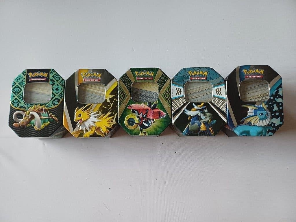Pokemon kaarten (ca 1700 kaarten) + accessoires, Ophalen of Verzenden, Gebruikt, Meerdere kaarten