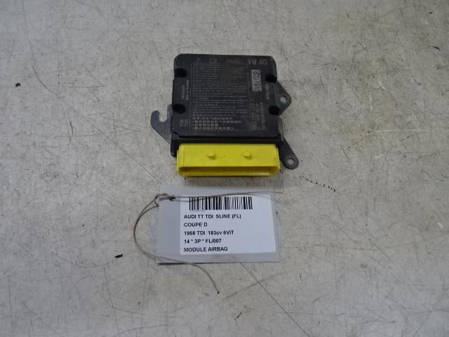 BOITIER AIRBAG Audi TT (FV3 / FVP) (01-2014/09-2018), Mevr. I. Hauben, Audi, Utilisé, Rue de l'Espoir 34 34
4030  GRIVEGNÉE, BE