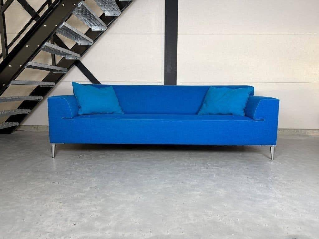 Pode Edit 3,5 places – Electric Blue – Comme neuf, Leolux Artifort Harvink, 200 à 250 cm, Banc droit, Comme neuf