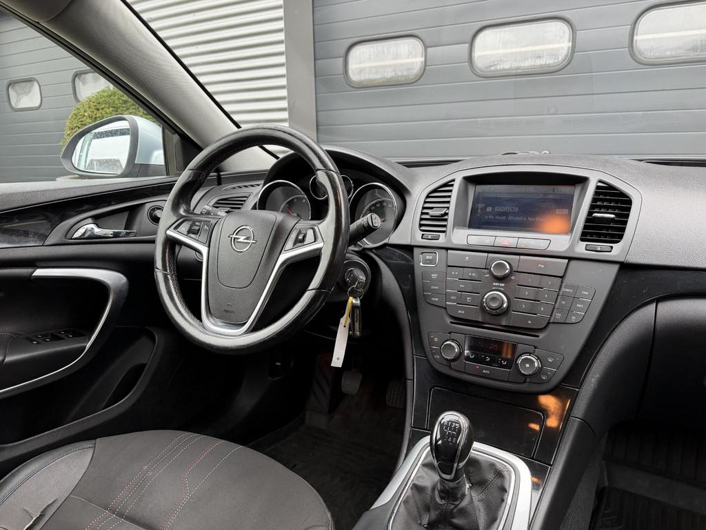 Opel Insignia Sports Tourer 2.0 CDTI EcoFLEX Edition | Navig, Voorwielaandrijving, Euro 5, Stof, 4 cilinders