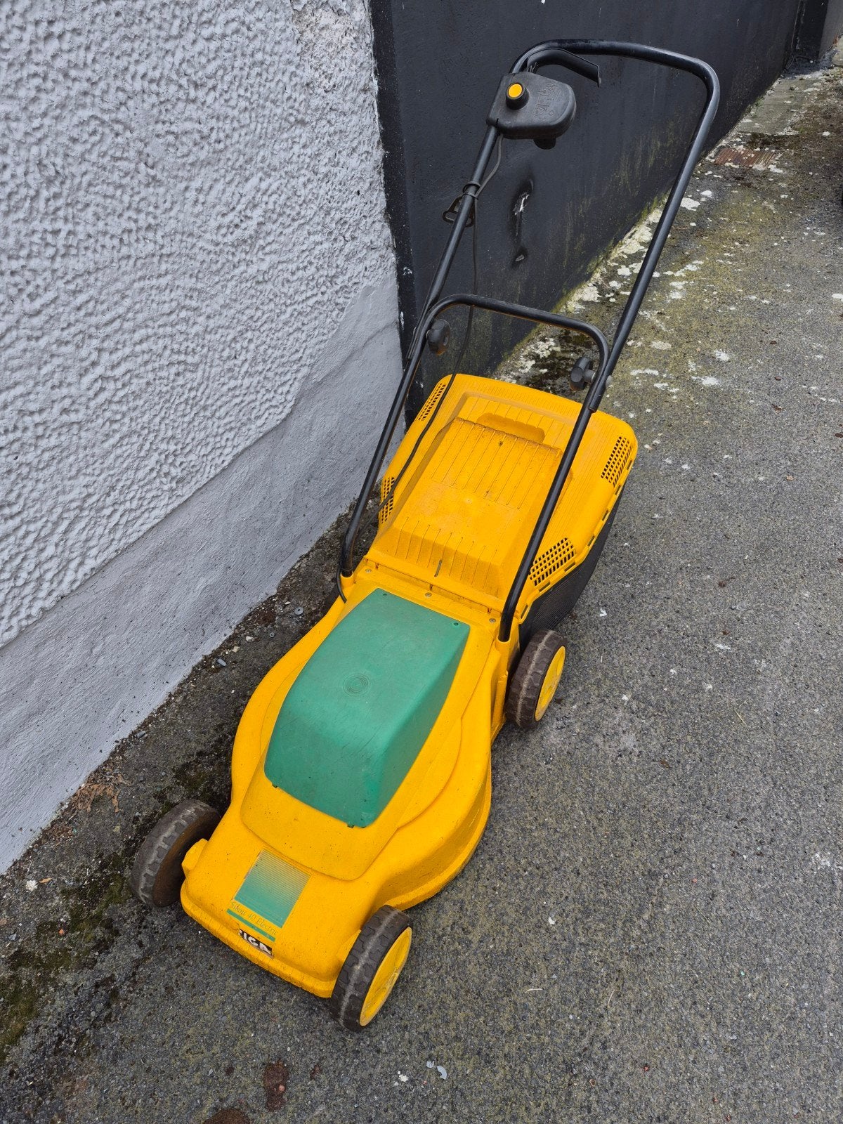 Stiga silent grasmaaier, Ophalen, Cirkelmaaier, Gebruikt, Elektrische grasmaaier