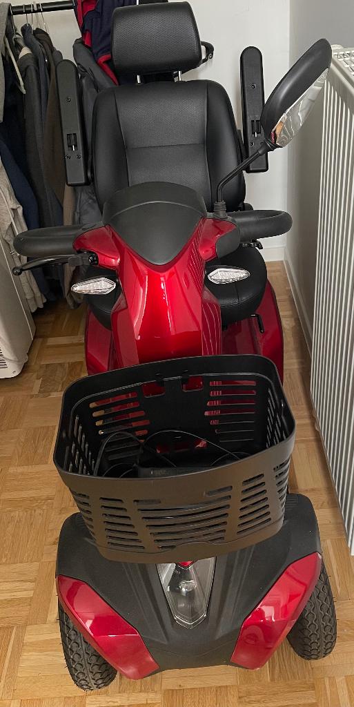 Scootmobiel Drive ST4D, Fietsen en Brommers, Ophalen, Zo goed als nieuw, Elektrisch, Overige merken