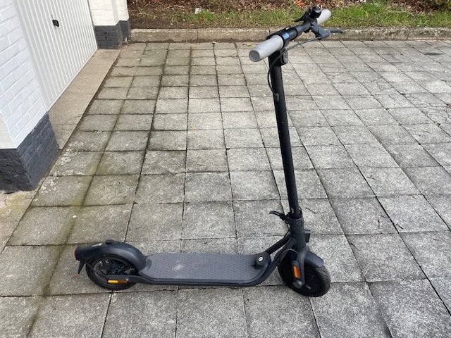 nieuwe Ninebot step te koop, zonder lader, Ophalen of Verzenden, Nieuw, Elektrische step (E-scooter), Ninebot
