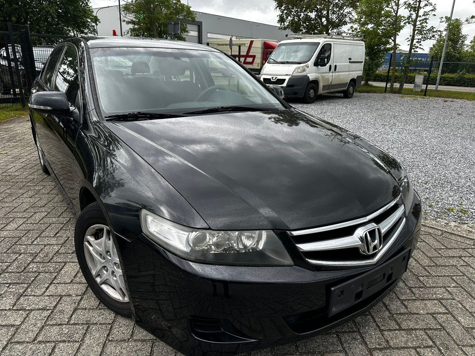 Honda accord automatic., Automaat, 114 kW, Zwart, 4 cilinders