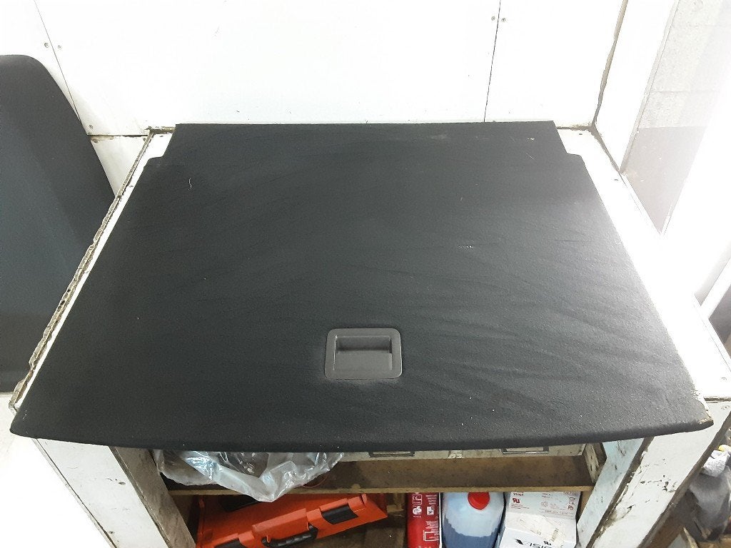 TAPIS DE COFFRE Audi Q3 (F3B) (01-2018/06-2021) (83F861529B), Autos : Pièces & Accessoires, Auto-Union-Straße  1,
85057  Ingolstadt, DE