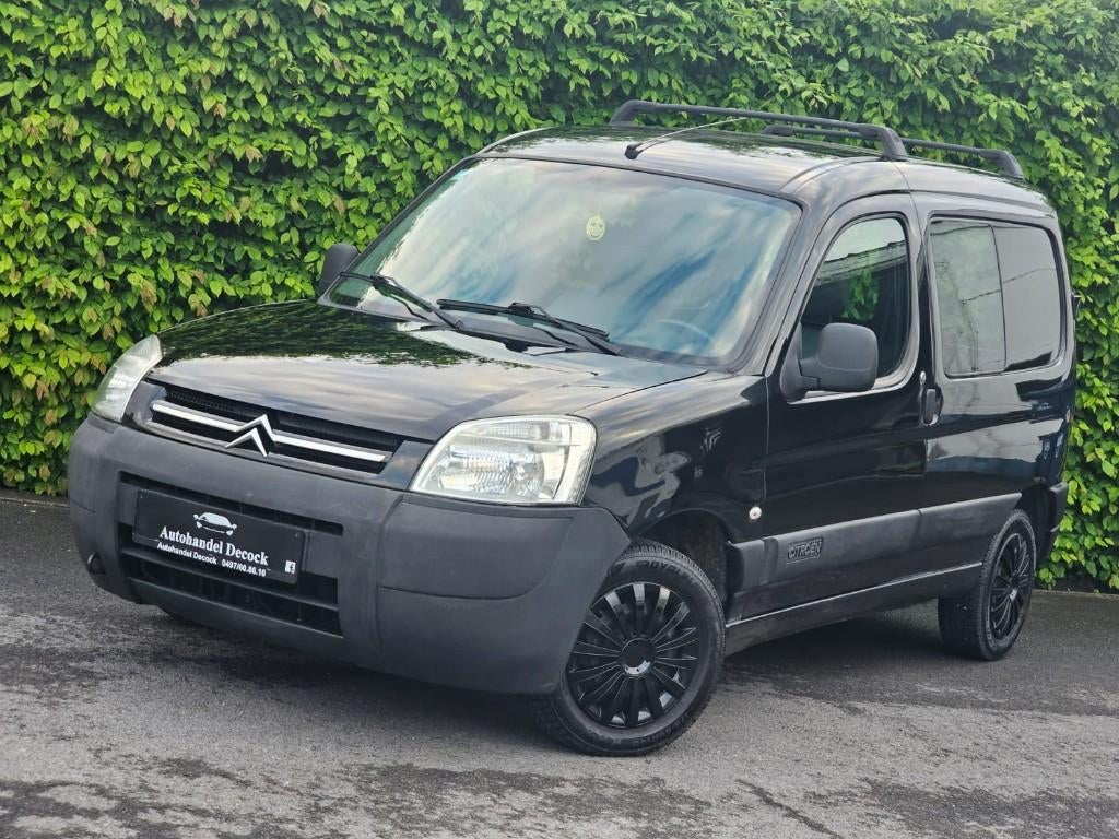 Citroen berlingo 2.0HDI | lichte vracht | weinig km, 4 deurs, Stof, https://public.car-pass.be/vhr/2dfb2d8e-5a3d-43d4-96a8-463b715faf5c