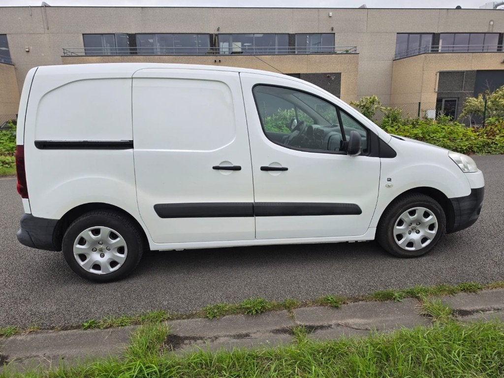 Peugeot s'associe à 1.6 HDI avec une nouvelle distribution, Euro 5, Achat, Entreprise, Boîte manuelle