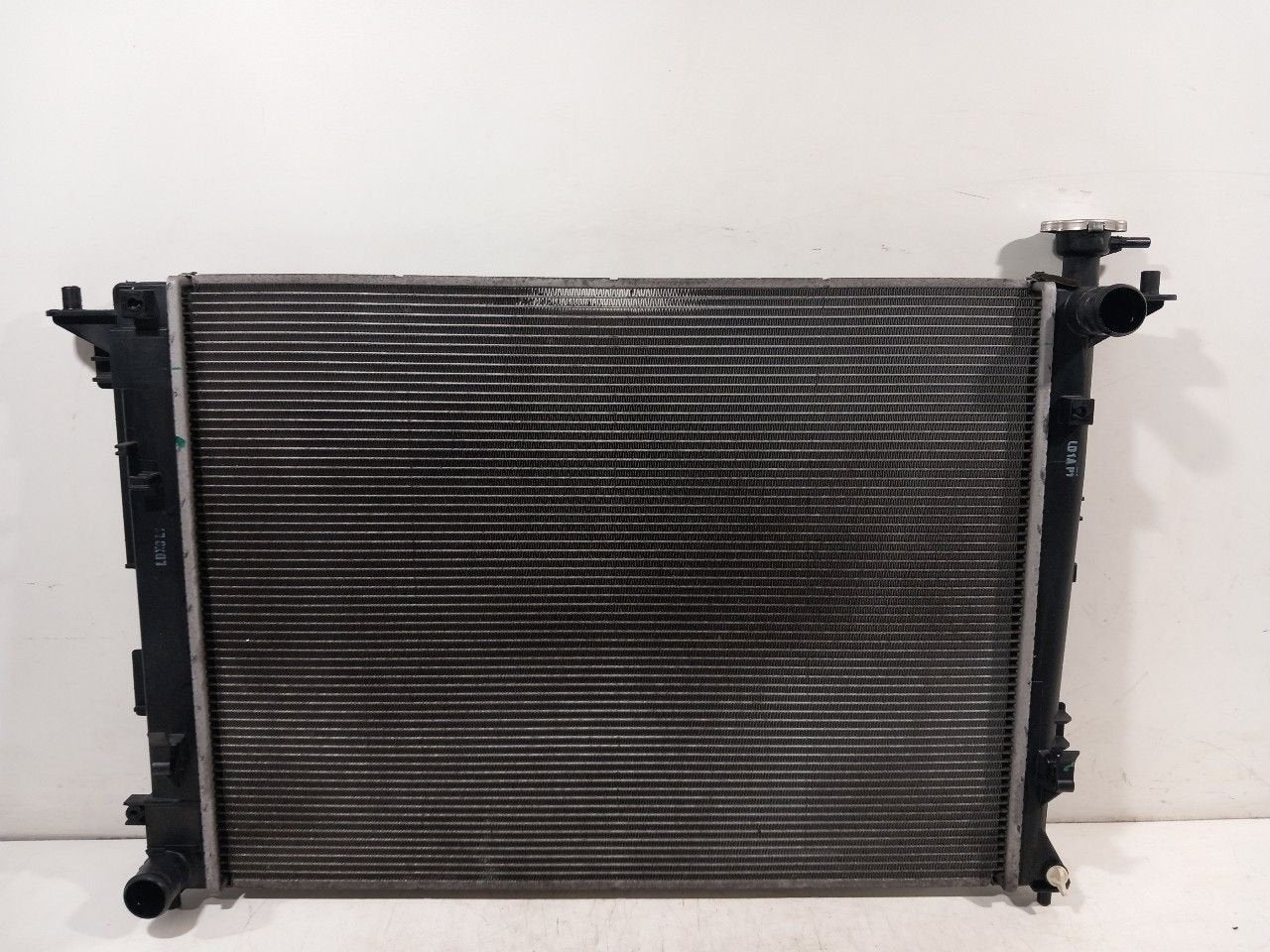 Radiateur Hyundai iX 35, Onderdelen@venauto.nl, Van der Ven Autorecycling B.V., Gebruikt, Ettenseweg 76, 4706 PB Roosendaal, The Netherlands