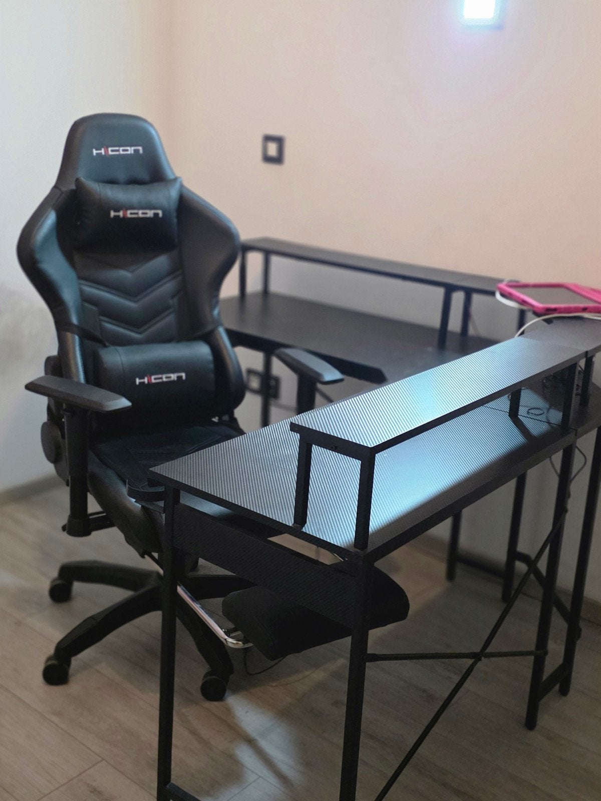 GAME tafel plus stoel, Ophalen, Gaming bureaustoel, Zo goed als nieuw, Zwart