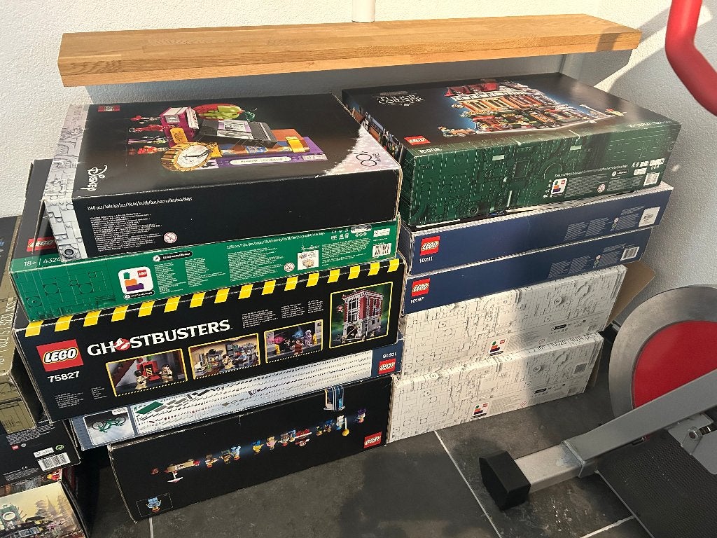 Exclusieve Legosets, lage prijzen - Modular Icons Ideas etc., Enfants & Bébés, Jouets | Duplo & Lego, Lego, Ensemble complet, Comme neuf