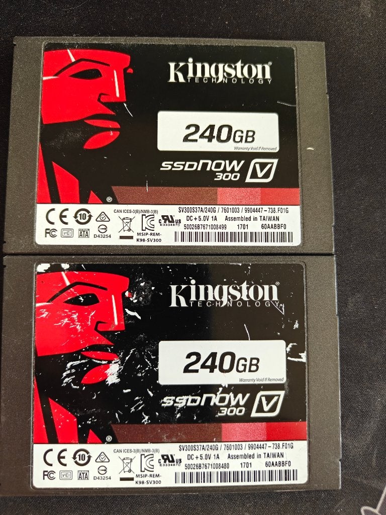 Kingston SSDNow V300 240GB SATA SSD – 2 stuks – 98/99%, Intern, Gebruikt, Kingston, Ophalen of Verzenden