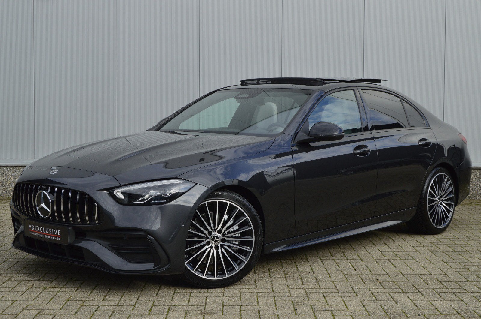 Mercedes-Benz C-Klasse 200 AMG launch Edition 2022, Open dak, Euro 6, Zwart, Leder