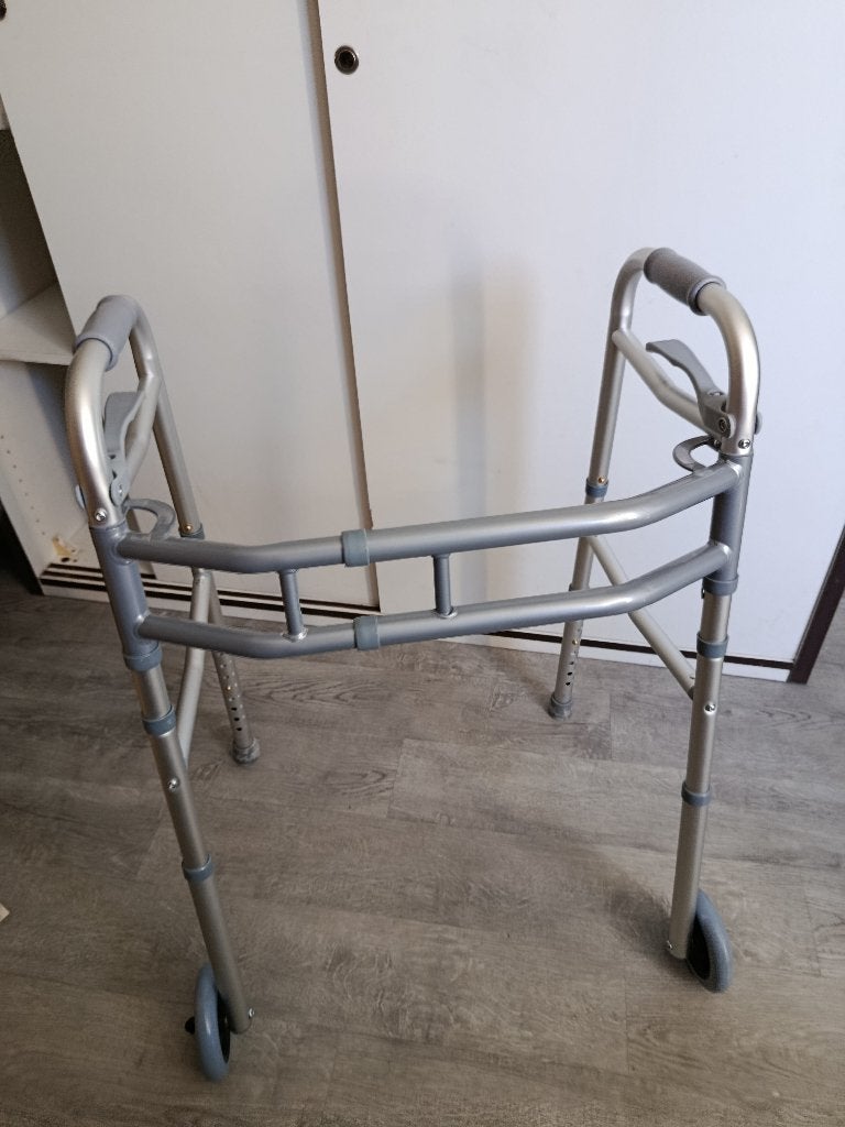 Déambulateur, Divers, Enlèvement, Utilisé