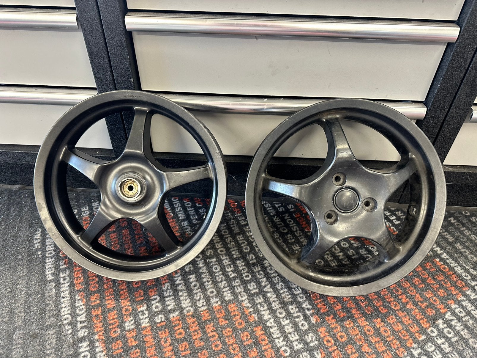Yamaha aerox velgen set antraciet, Ophalen of Verzenden