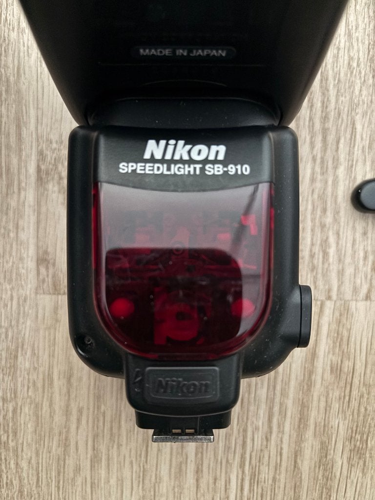Flash Nikon SB-910 parfait état, Enlèvement ou Envoi, Comme neuf, Nikon, Nikon