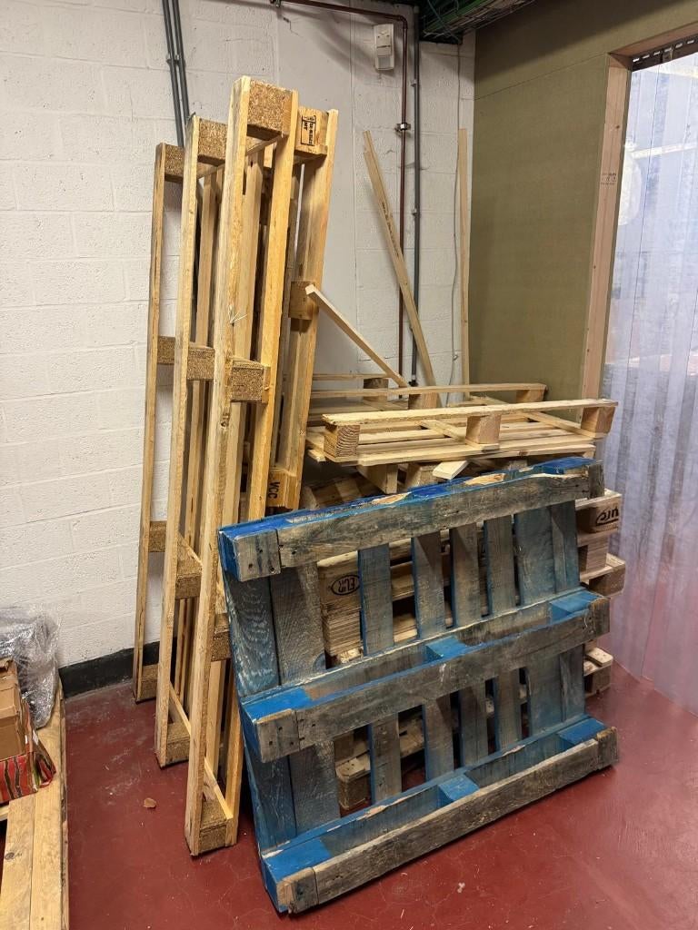 Paletten (gratis af te halen), Ophalen