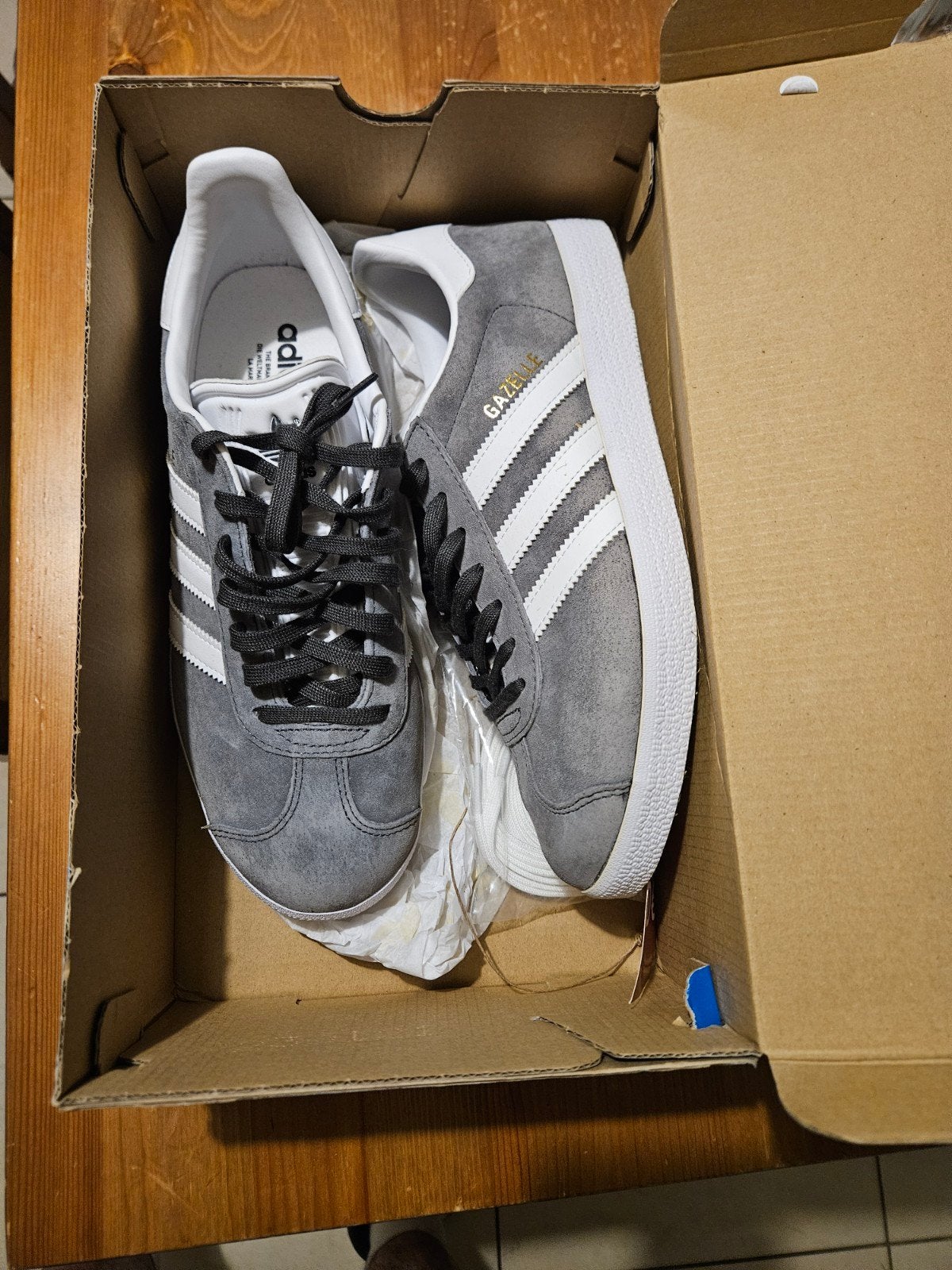 Adidas gazelle, 42, Ophalen