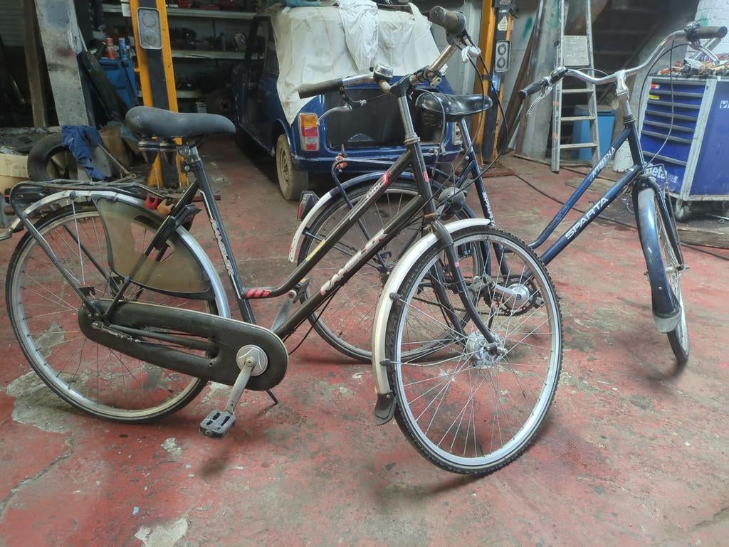 Studentefietsen, Fietsen en Brommers, Ophalen