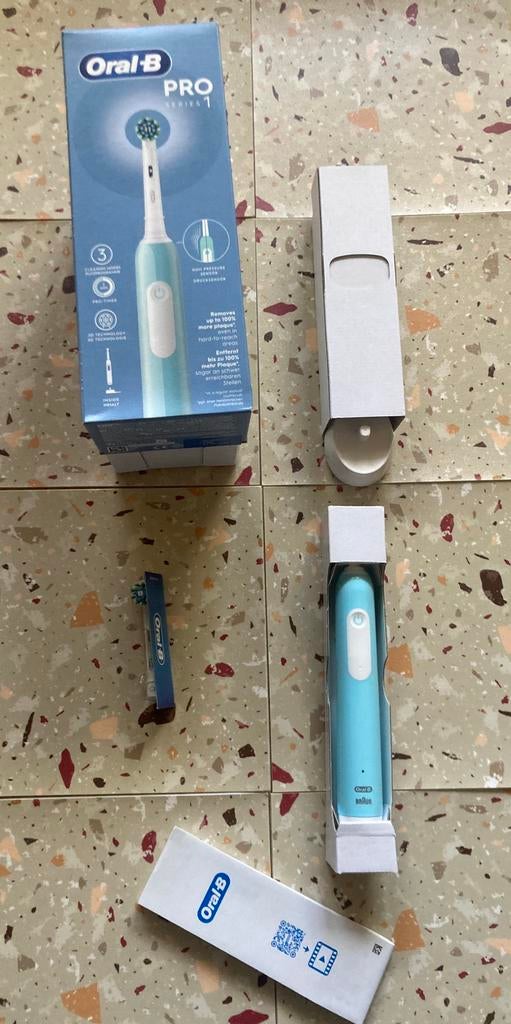 Oral-B Pro Series 1 tandenborstelpakket - NIEUW, Verzenden, Nieuw, Tandenborstel