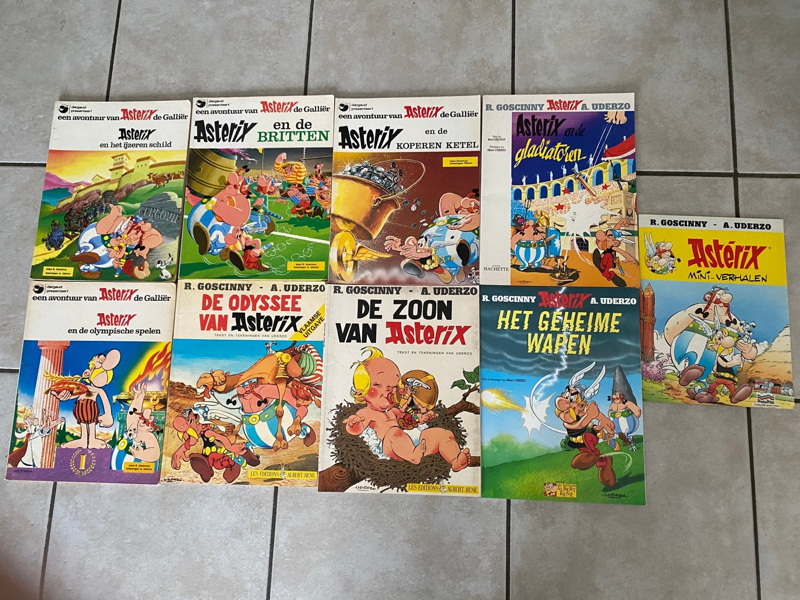 9 Strips Astrix, Meerdere stripboeken, Ophalen of Verzenden, Gelezen