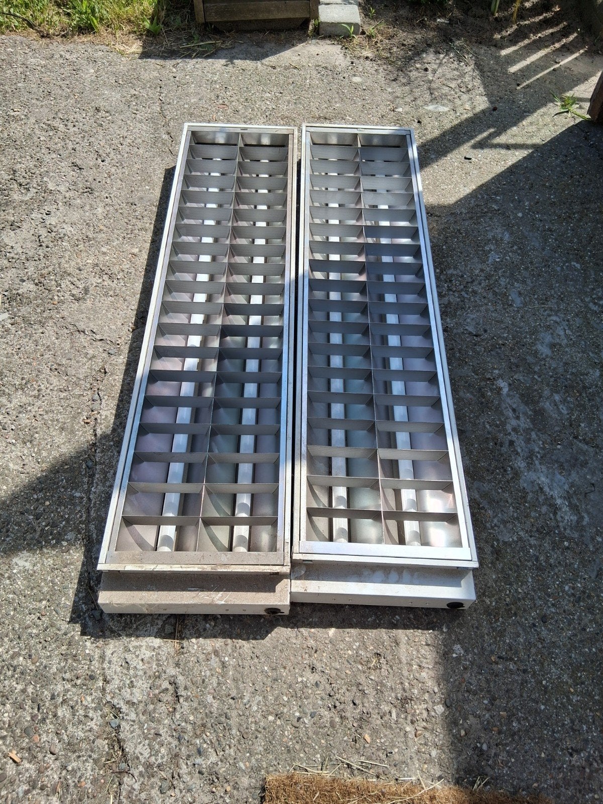 TL lampen, Ophalen, Zo goed als nieuw, 50 tot 200 watt, Lamp met armatuur