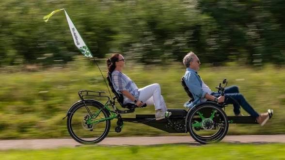 Bambuk tandem met Bosch motor , demomodel in nieuw staat., Fietsen en Brommers, Ophalen of Verzenden, Zo goed als nieuw