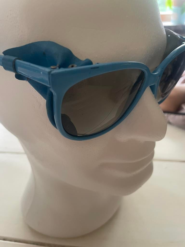 Polaroid gletsjer zonnebril, Handtassen en Accessoires, Ophalen of Verzenden, Zo goed als nieuw, Zonnebril