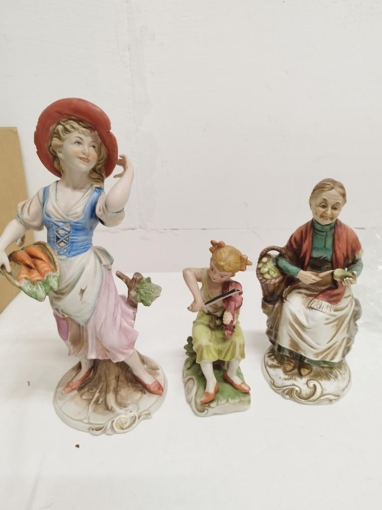 Beeldjes doe een bod, Antiek en Kunst, Antiek | Porselein, Ophalen